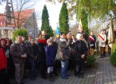 Mieszkańcy Łagiewnik podczas uroczystości w 11 listopada.